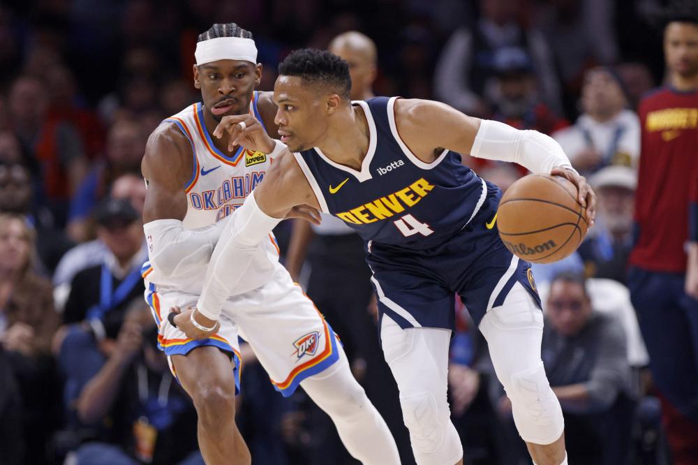 占绝对优势 占绝对优势