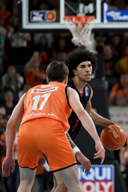 尤其是在皇 尤其是在皇