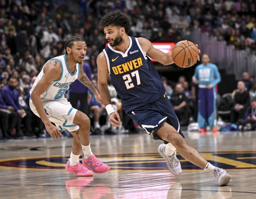 虽然在赛场 虽然在赛场